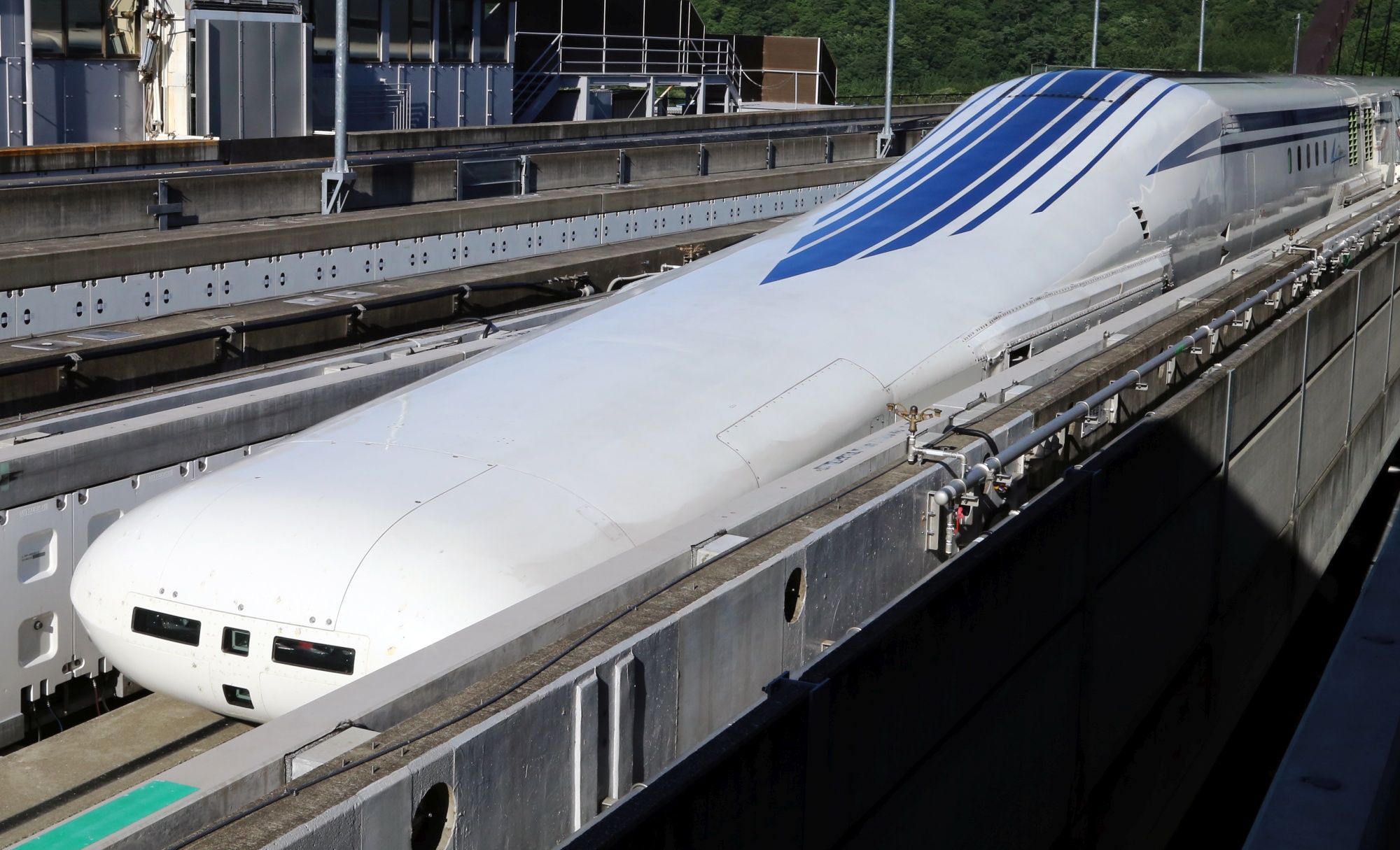 The Benefits of Maglev Technology